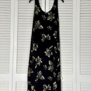 Elegant Jostar Full Length Black Dress